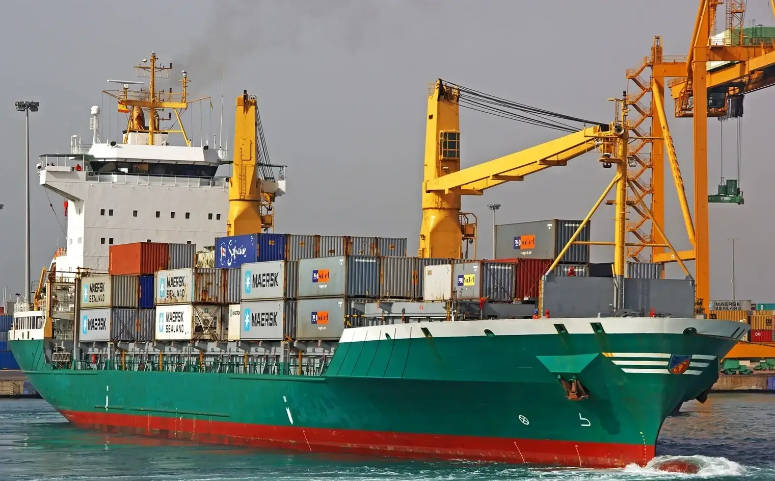 CoNTAINER TITAN