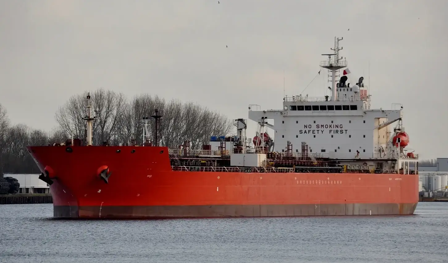 TANKER - CLEAN MOXIE