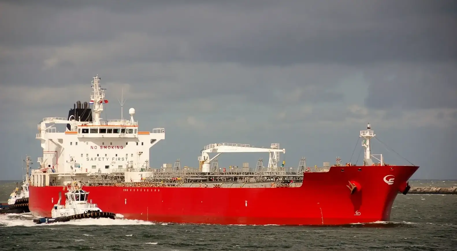 TANKER - GRACE ROMAVICTOR
