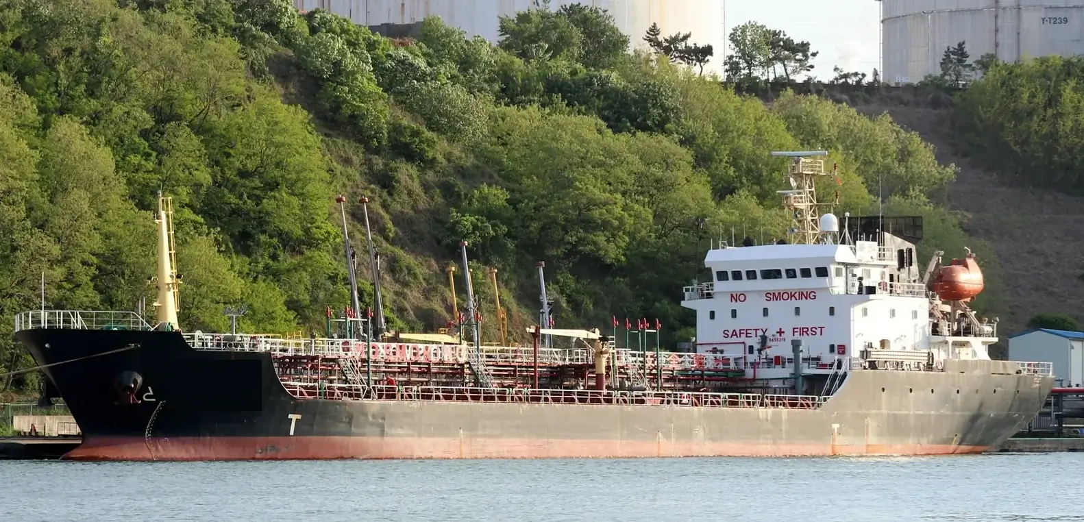 TANKER - K R A