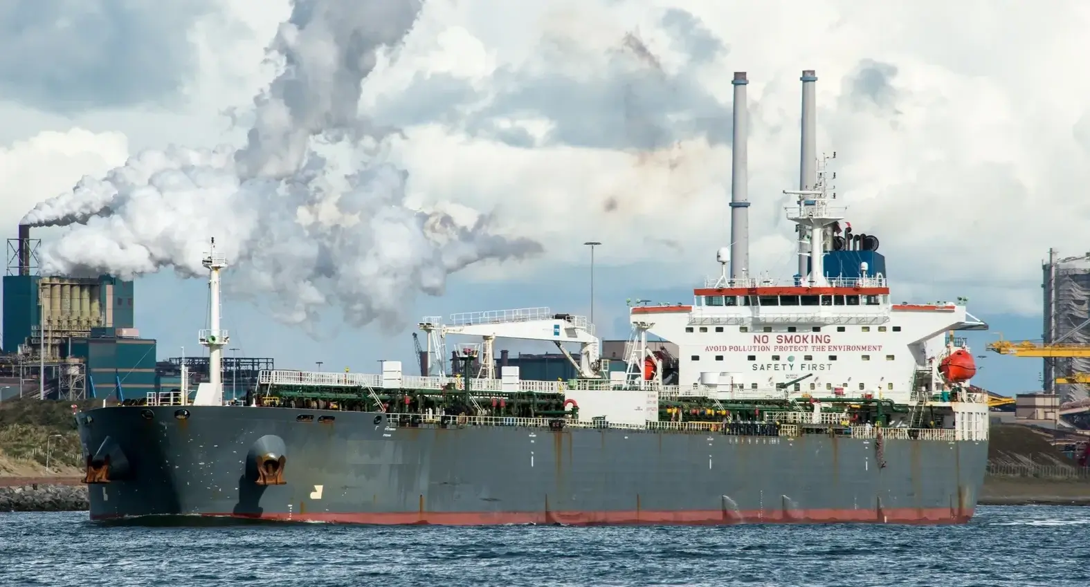 TANKER - PLOUTOS