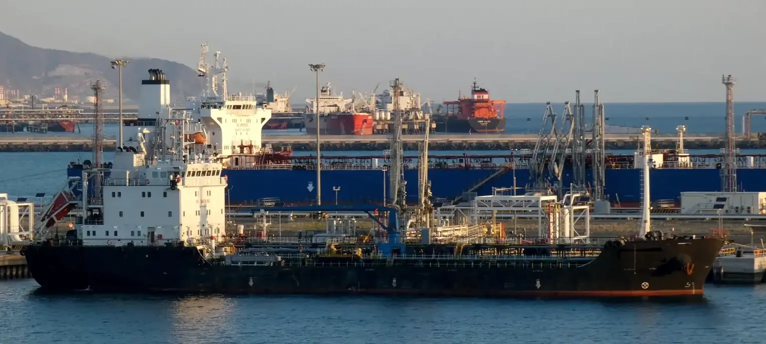 TANKER - PUFFIN TWO