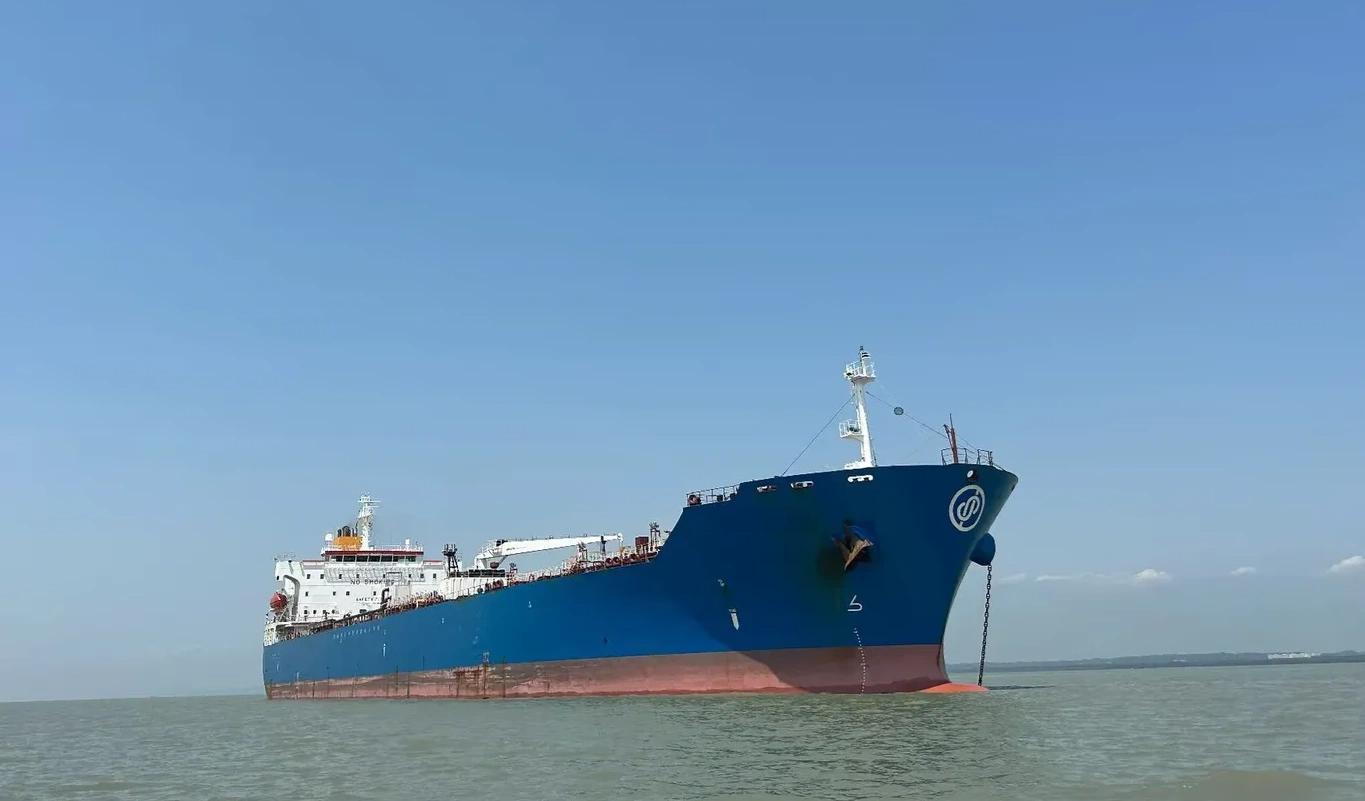 TANKER - STAR OSPREY