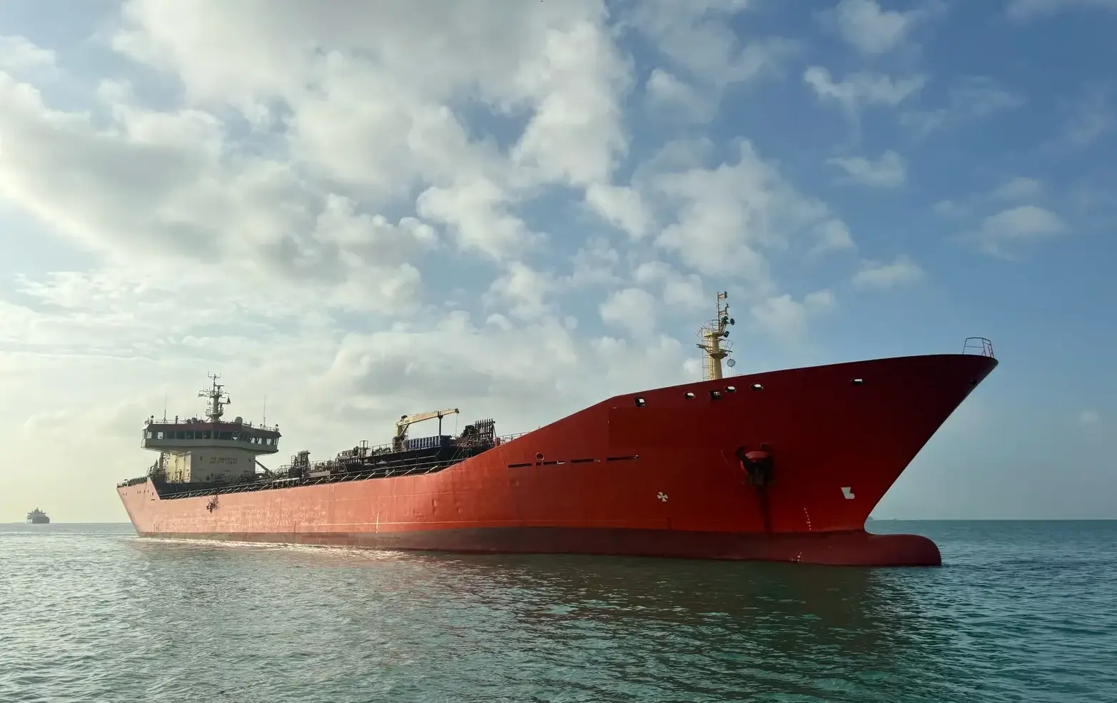 TANKER - SUPER HERO