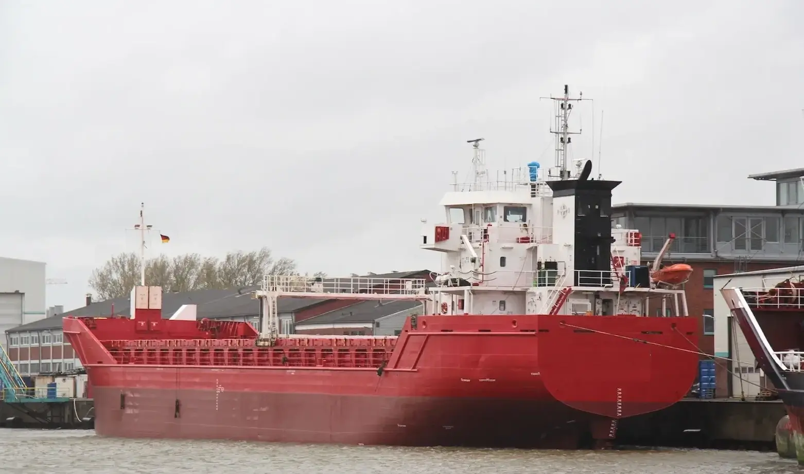 M/V BLUE ANTARES