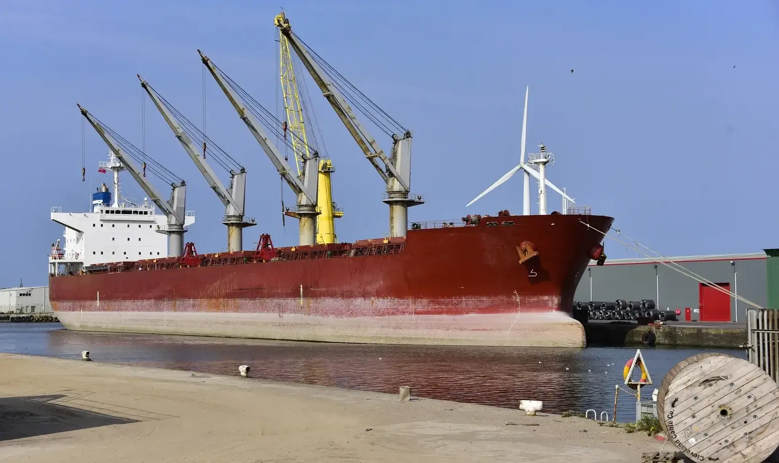 BULKER - CAPT EUGENE