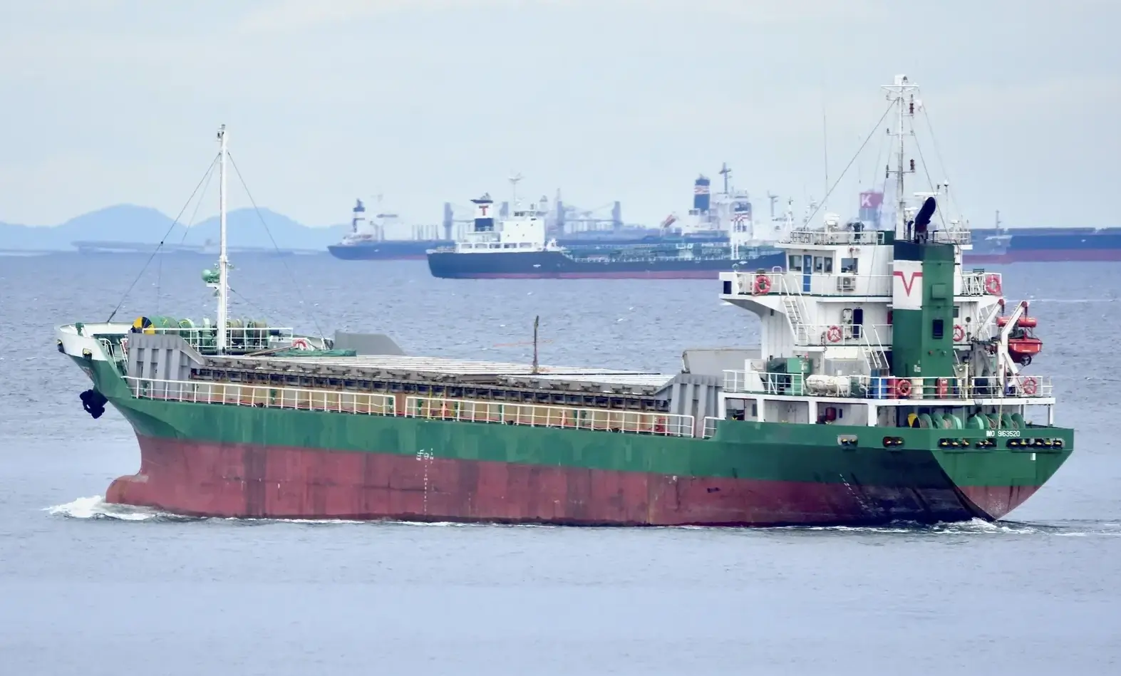 M/V EVER PROSPERITY