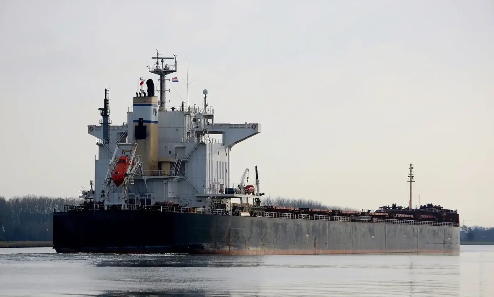 BULKER - PEDHOULAS COMMANDER